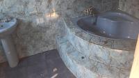 Main Bathroom of property in Ginsberg