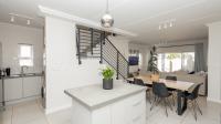 Kitchen - 13 square meters of property in Kraaifontein