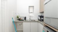 Scullery - 5 square meters of property in Kraaifontein