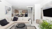 Lounges - 15 square meters of property in Kraaifontein