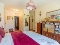  of property in Kloof 