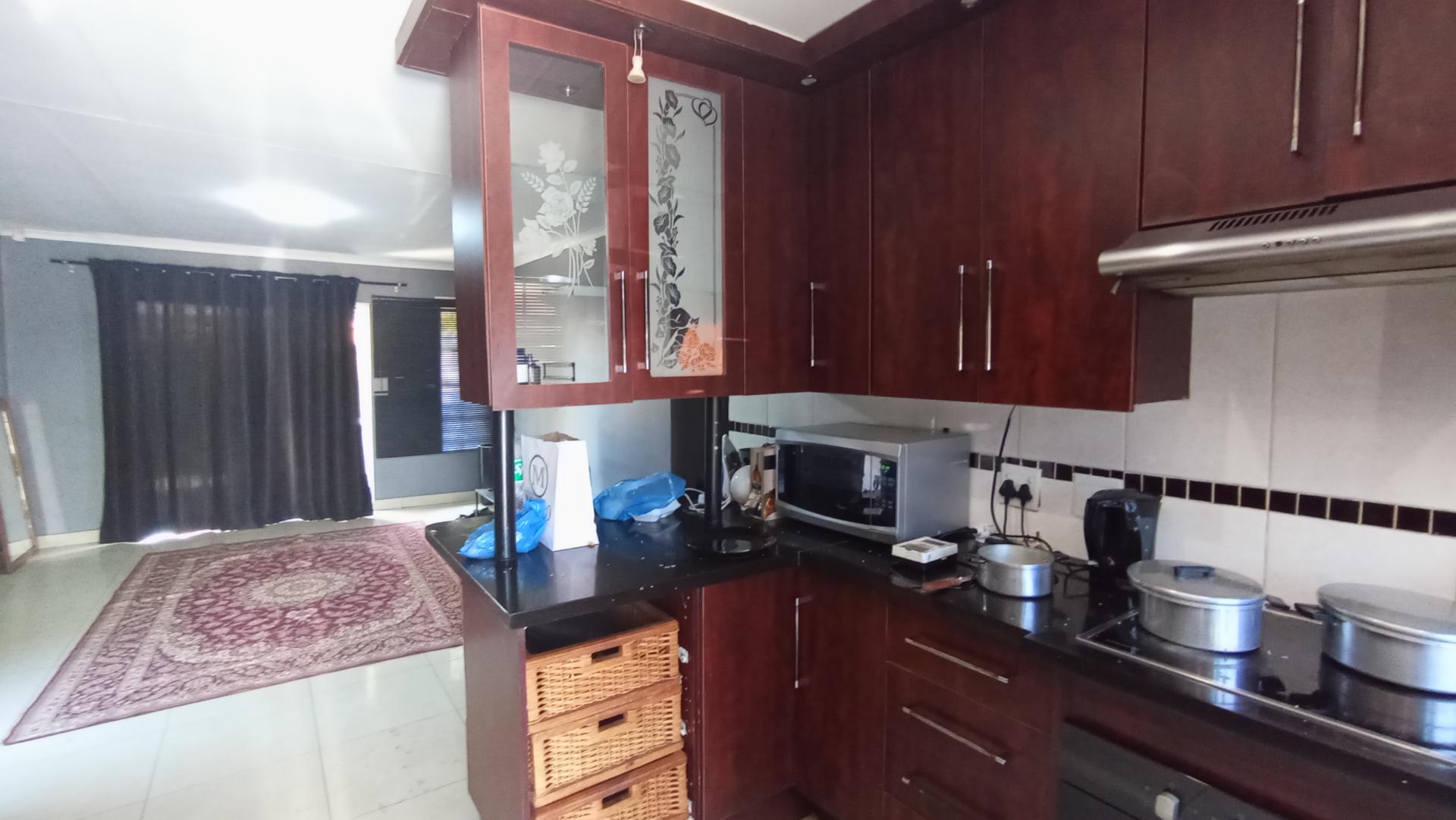 Kitchen - 12 square meters of property in Chantelle