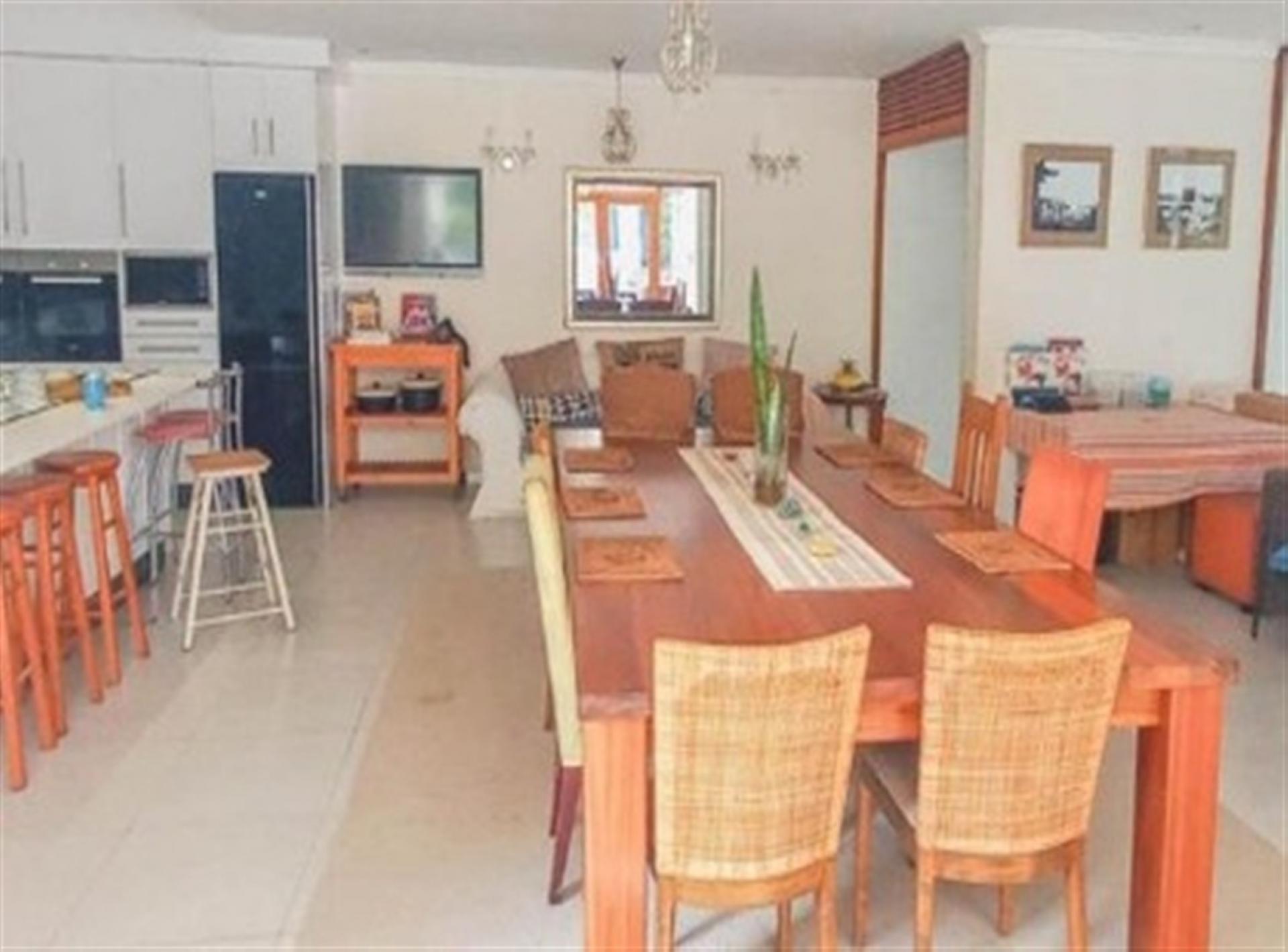 Dining Room of property in Marina da Gama