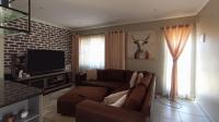 Lounges - 17 square meters of property in Lotus Gardens