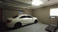 Garage - 44 square meters of property in Valley View Estate