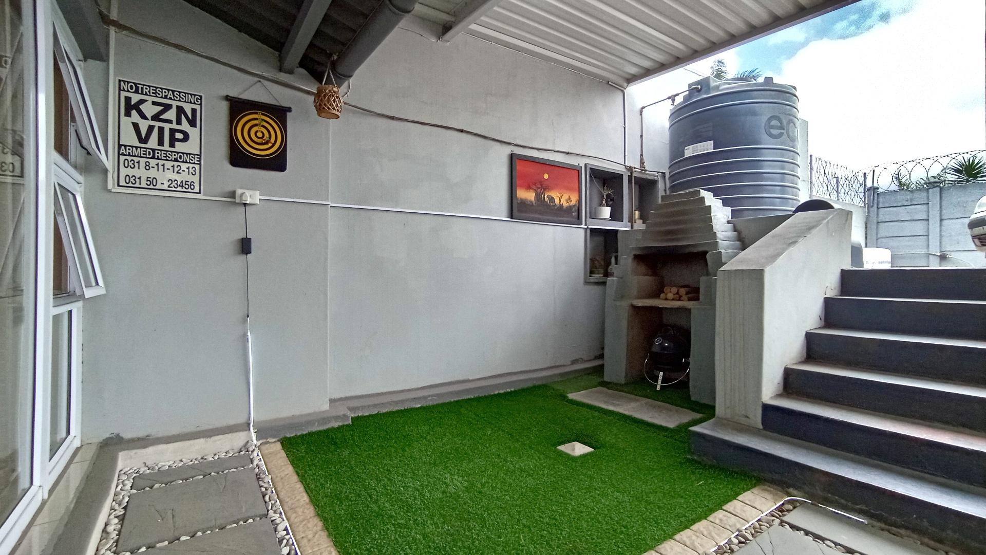 Patio - 44 square meters of property in Caneside