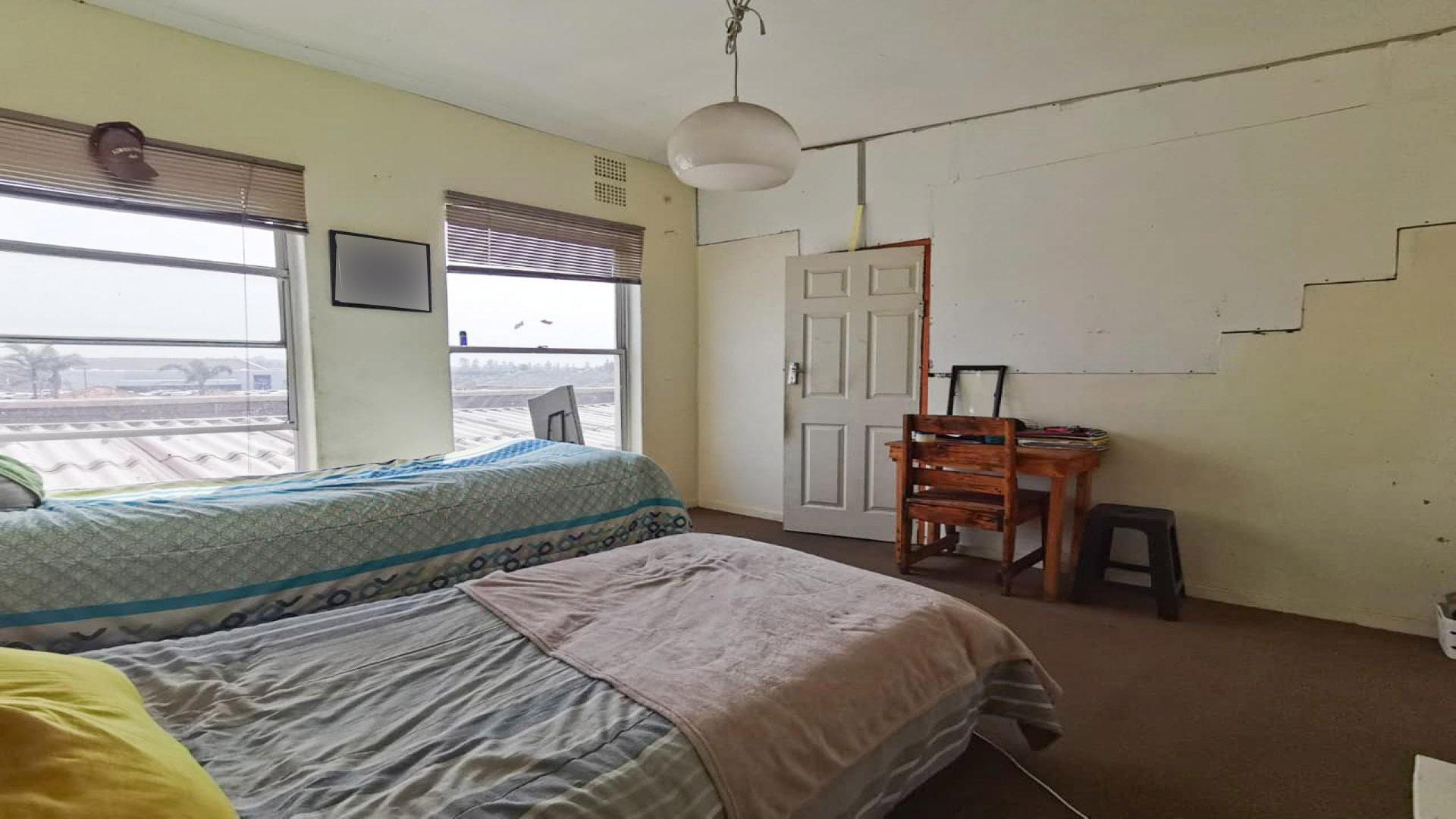 Bed Room 2 of property in Quigney