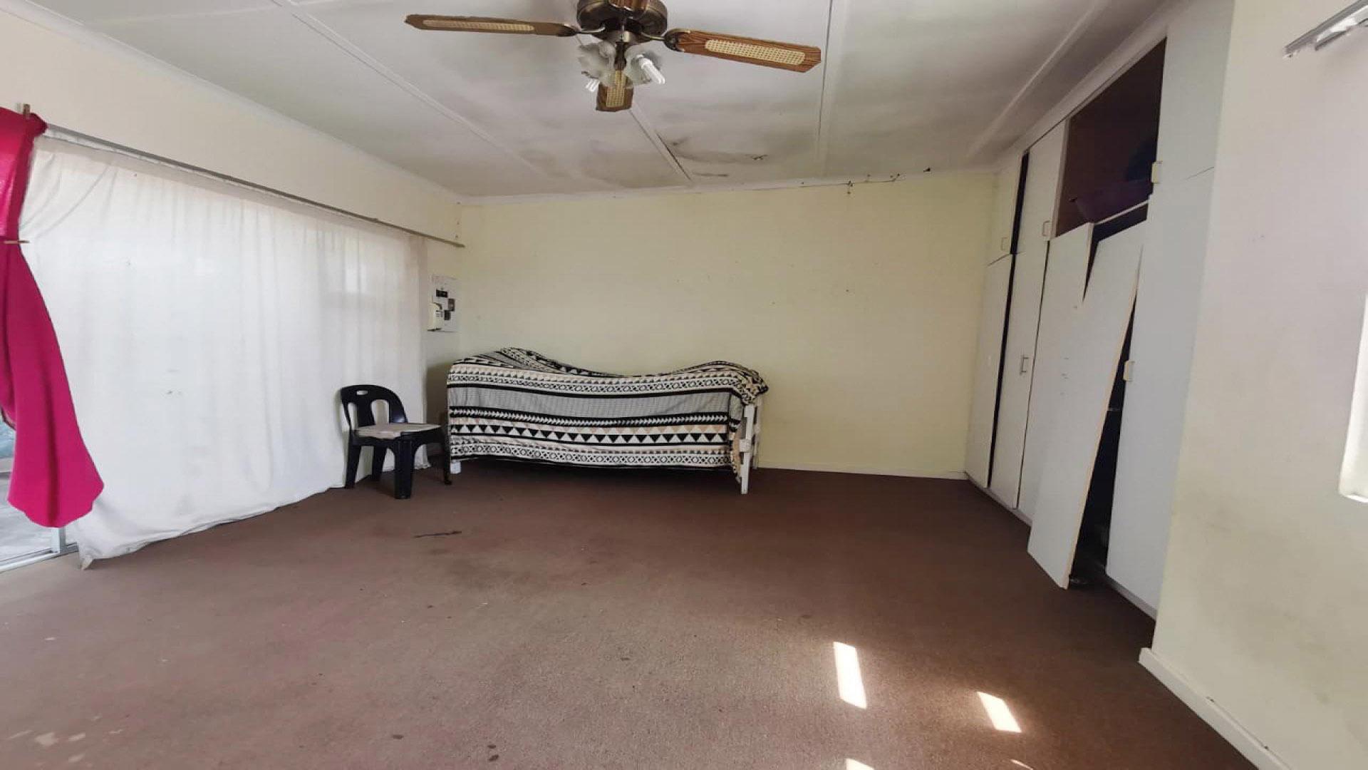 Bed Room 3 of property in Quigney