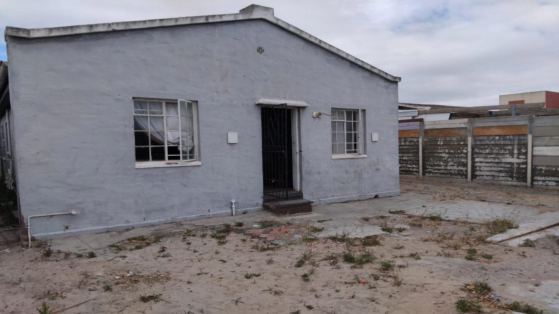 Front View of property in Mitchells Plain