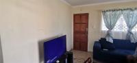 Lounges of property in Freedom Park