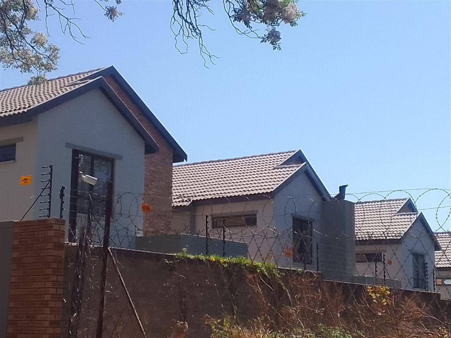 Front View of property in Broadacres