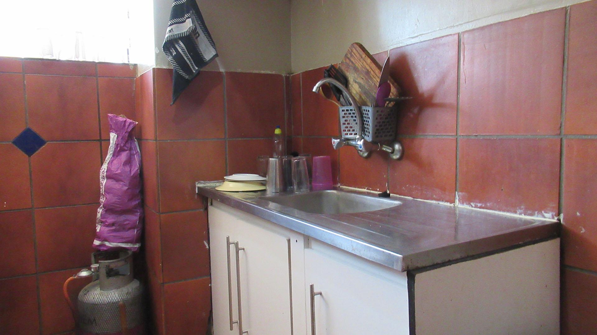 Kitchen - 9 square meters of property in Dinwiddie
