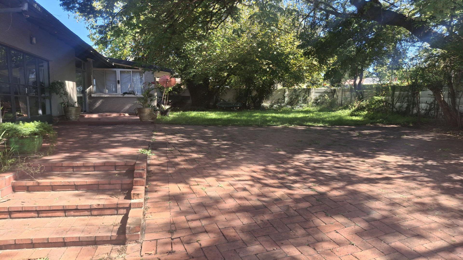 Garden of property in Blairgowrie