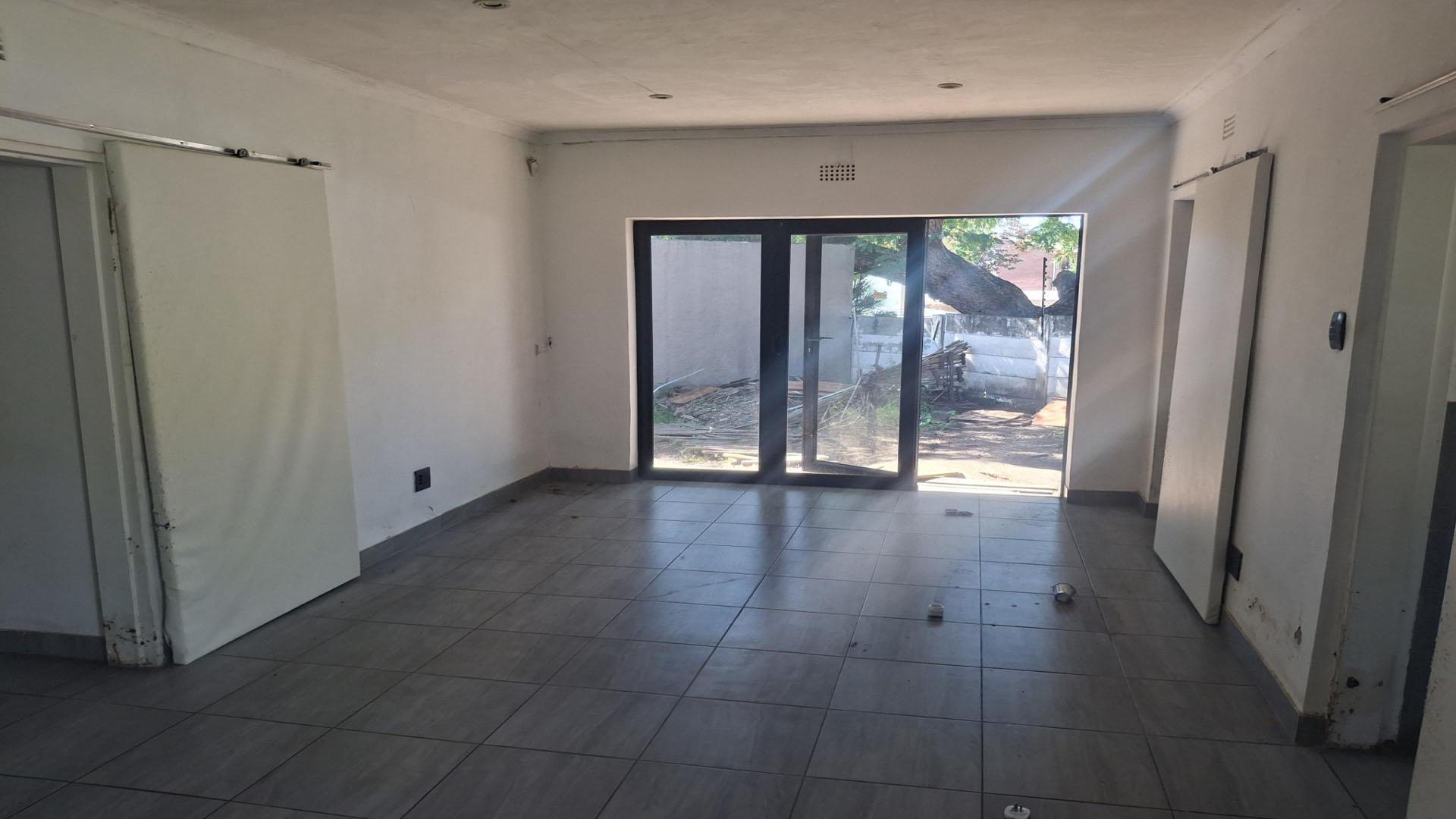 Lounges of property in Blairgowrie