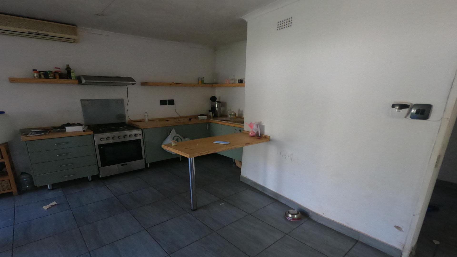 Kitchen of property in Blairgowrie
