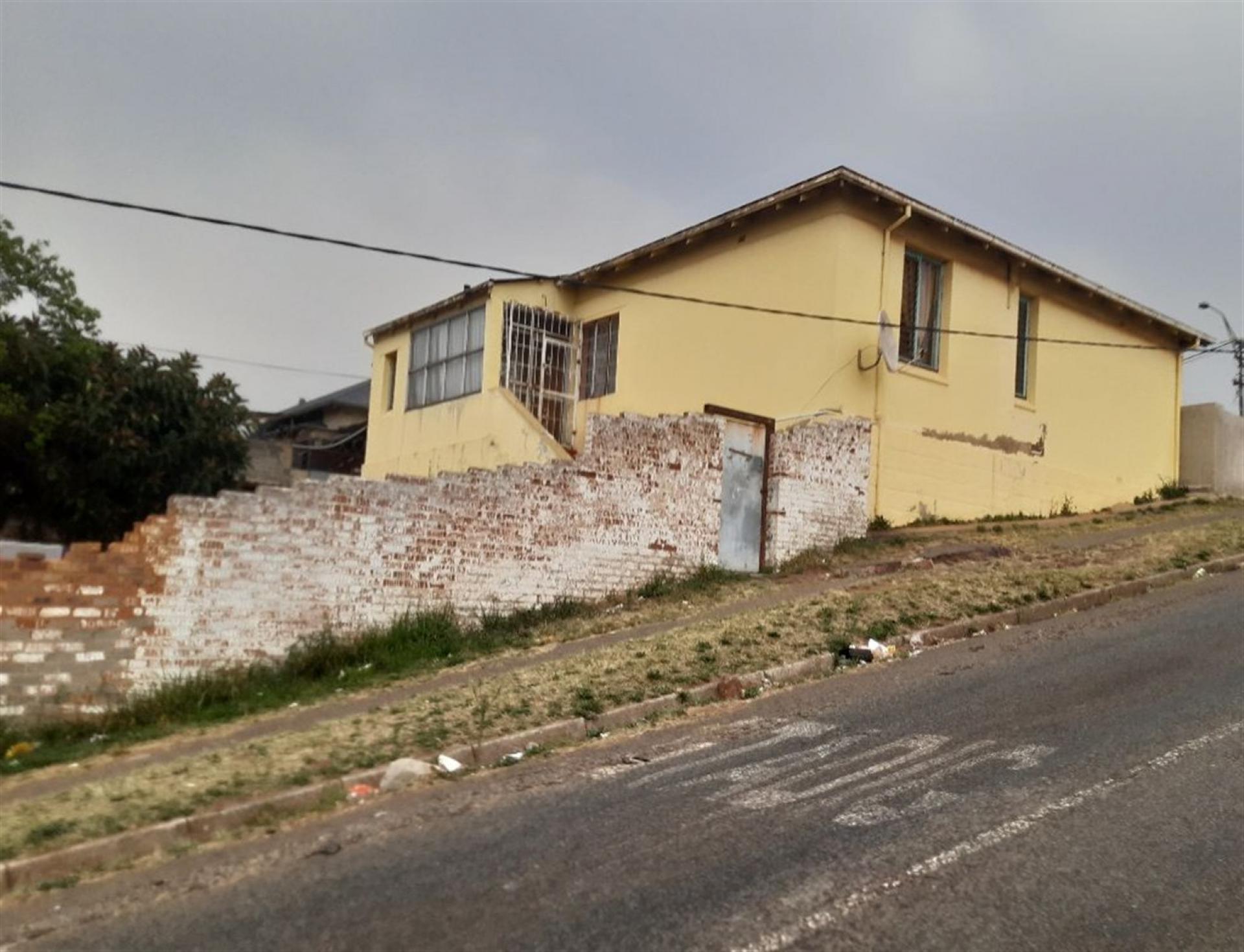 Front View of property in Malvern