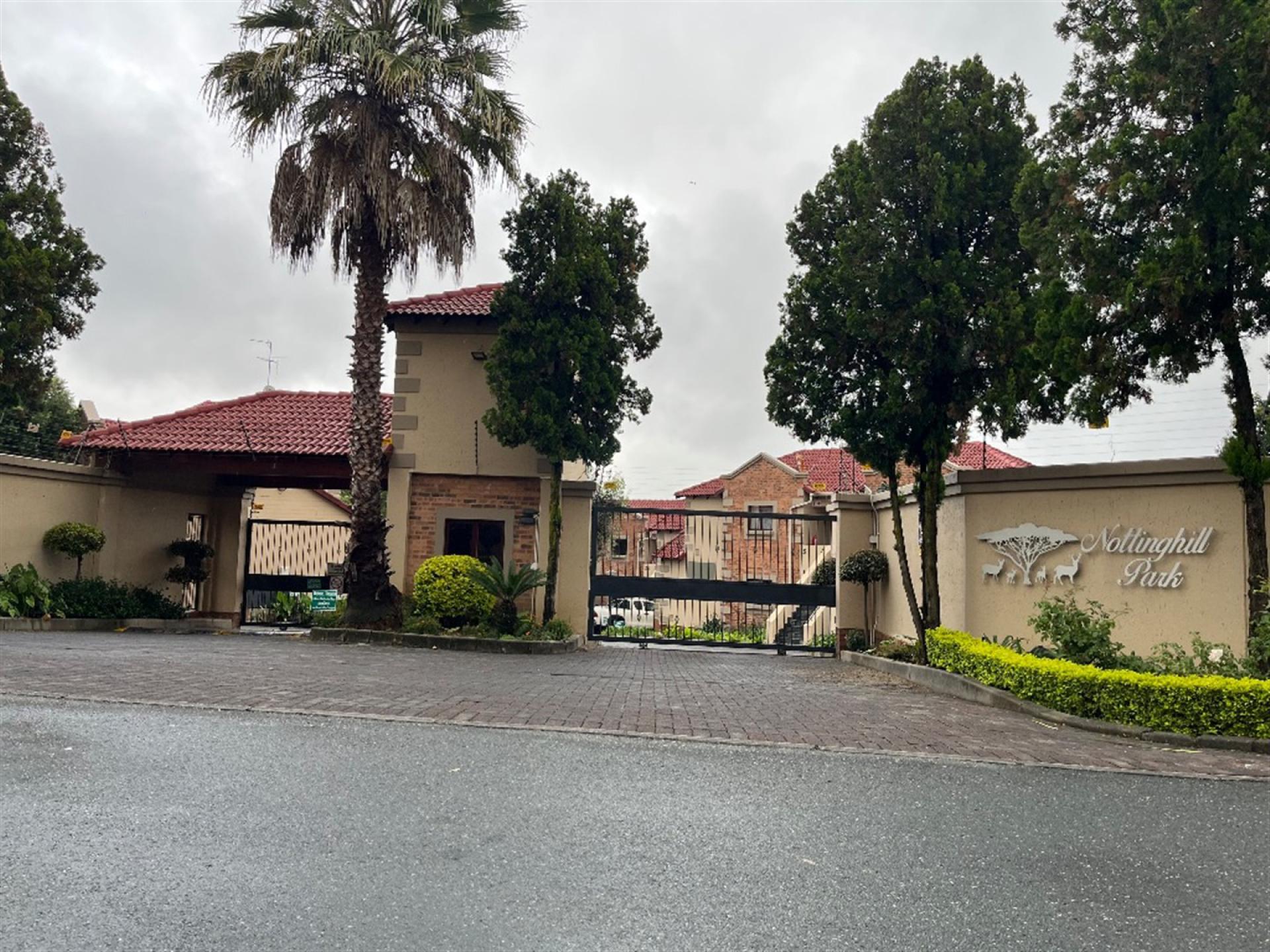 Front View of property in Randpark Ridge