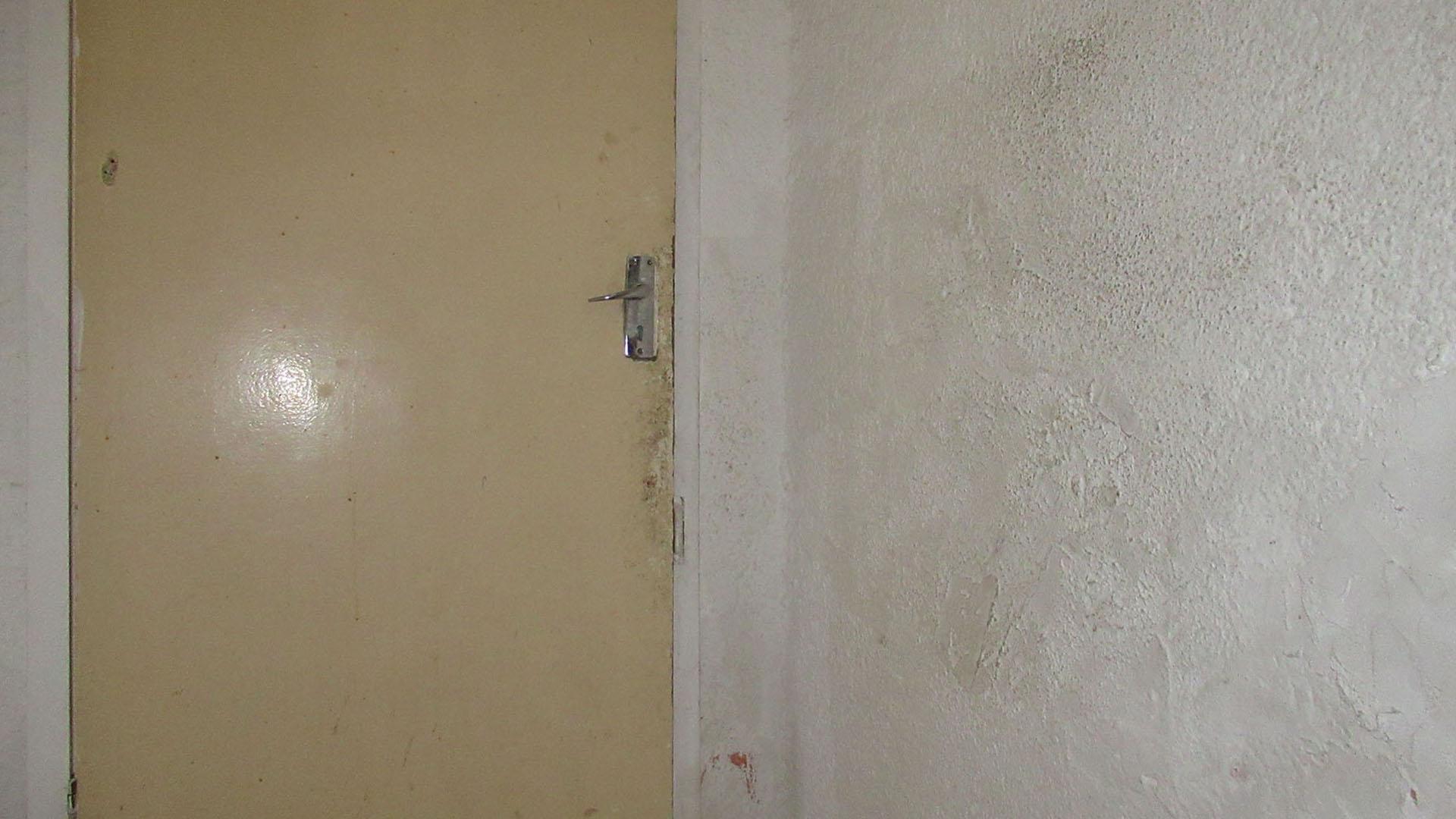 Bathroom 2 - 3 square meters of property in Regents Park