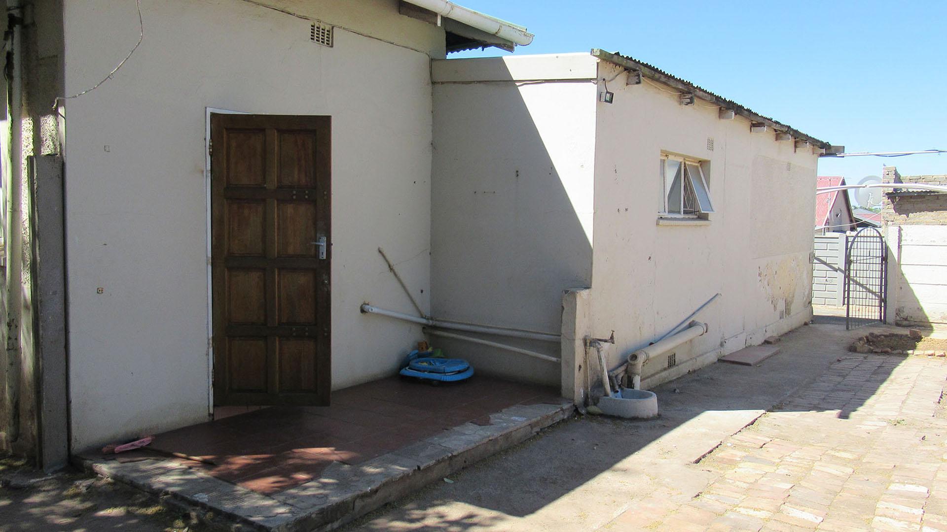 Backyard of property in Krugersdorp