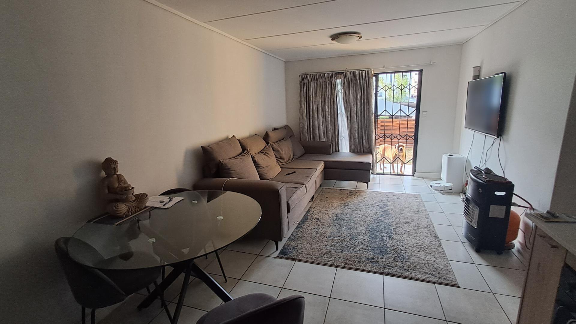 Lounges of property in Linbro Park A.H.