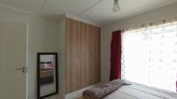 Main Bedroom - 12 square meters of property in Linbro Park A.H.