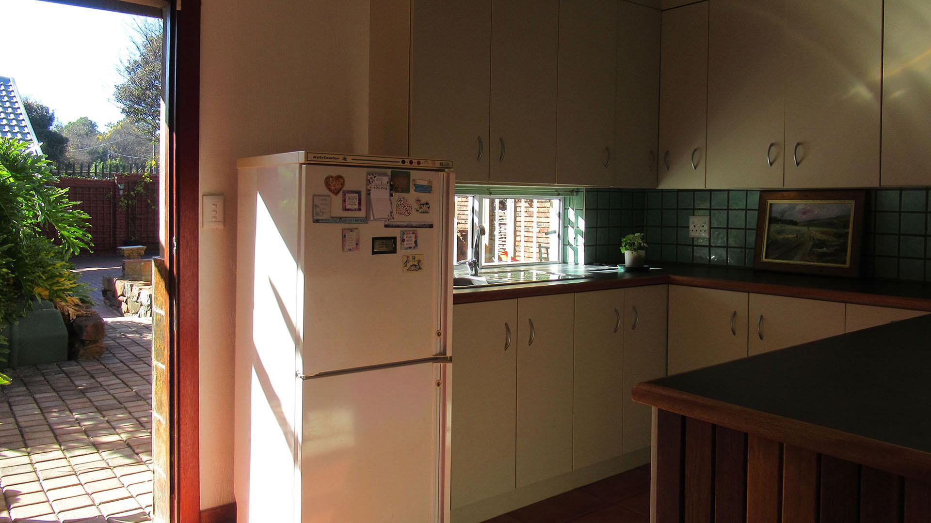 Kitchen - 26 square meters of property in Rant-En-Dal