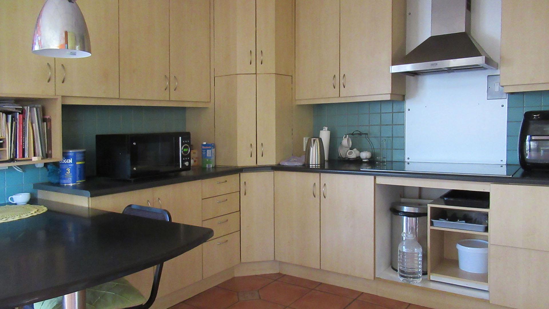 Kitchen - 26 square meters of property in Rant-En-Dal