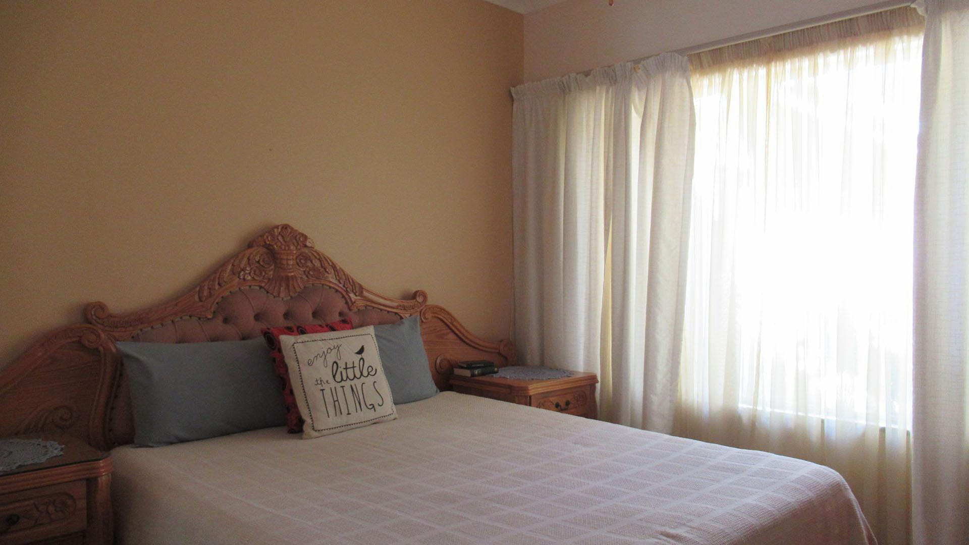 Bed Room 1 - 24 square meters of property in Rant-En-Dal