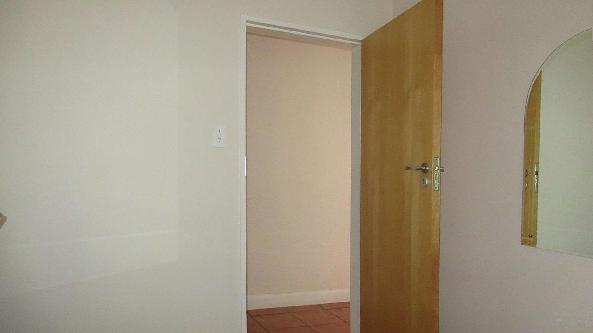 Bed Room 2 - 11 square meters of property in Rant-En-Dal