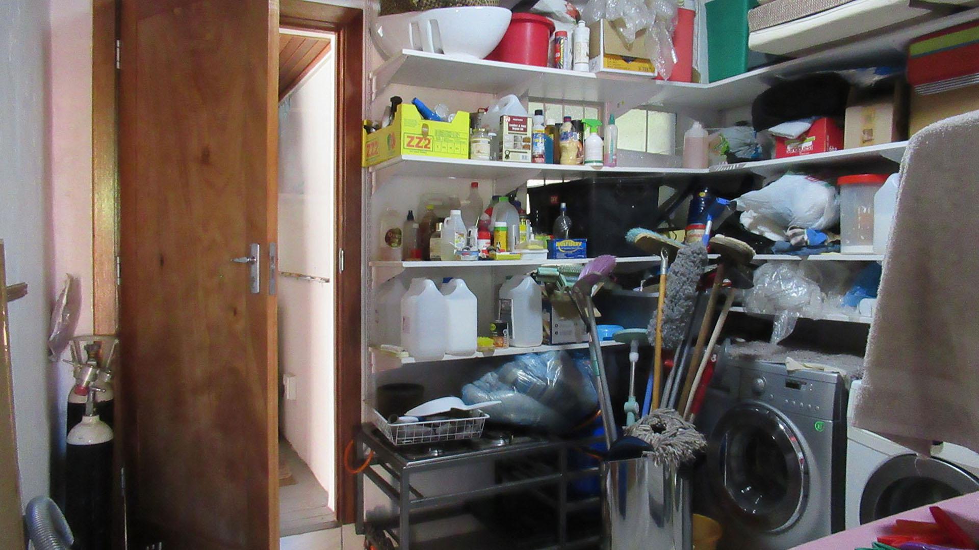 Spaces - 159 square meters of property in Rant-En-Dal