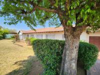 3 Bedroom 2 Bathroom House for Sale for sale in Verwoerdpark