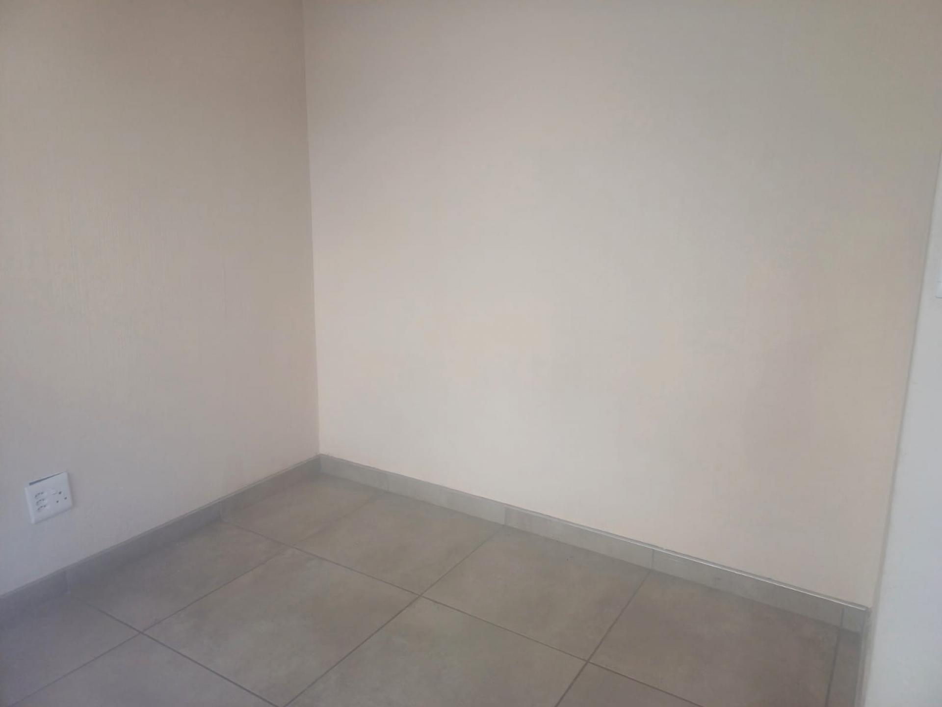  of property in Heuwelsig Estate