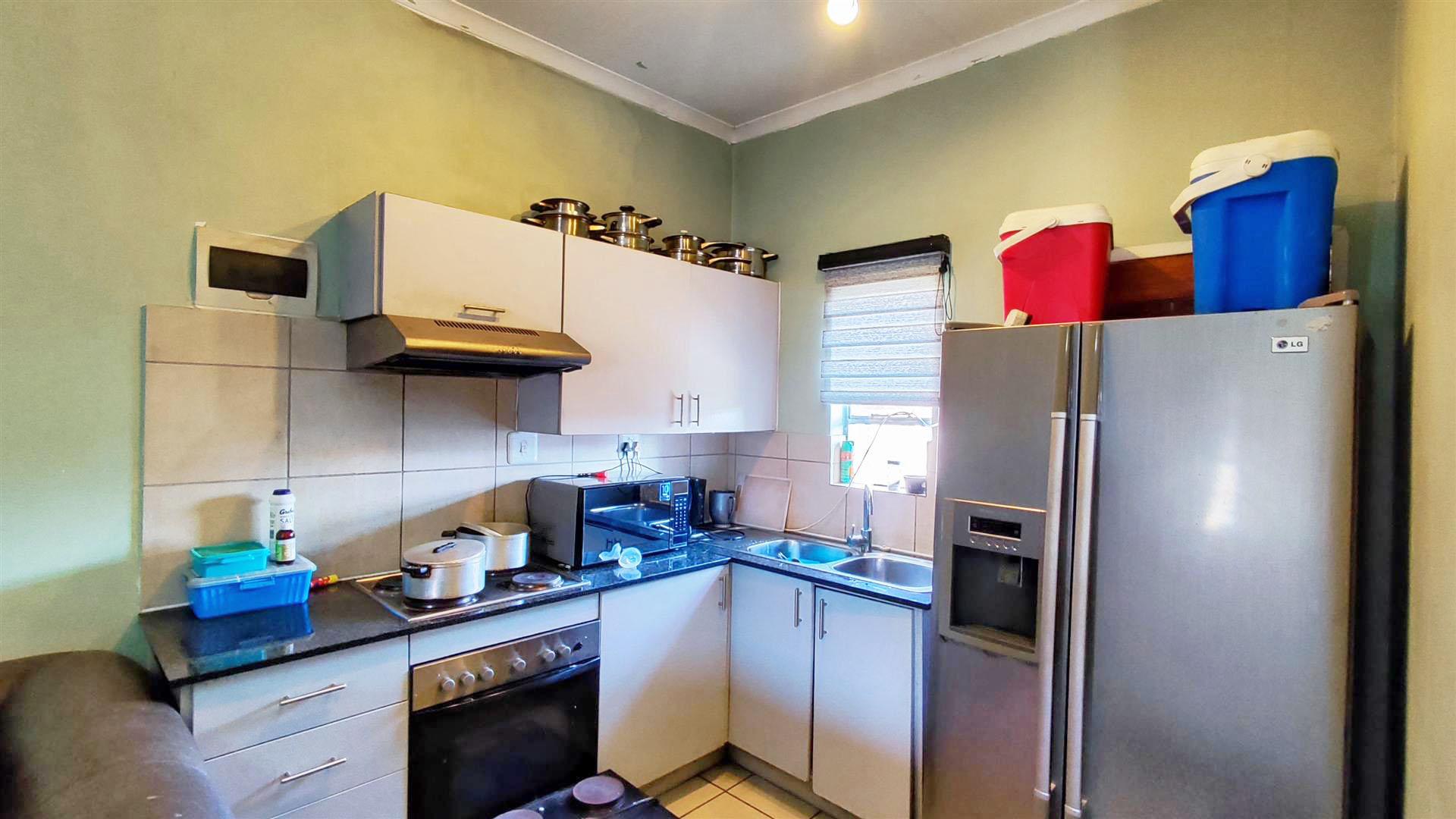 Kitchen - 6 square meters of property in Selcourt