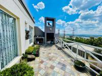  of property in Sunnyrock