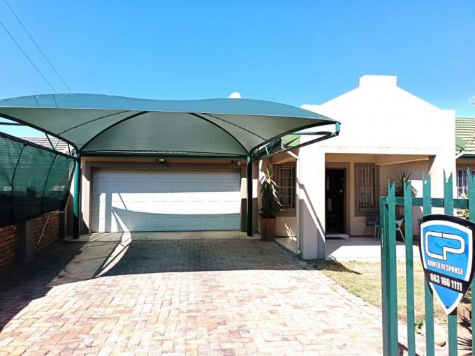 3 Bedroom House for Sale For Sale in Dalpark - MR654179