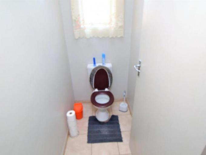 4 Bedroom House for Sale For Sale in Valhalla MR654500 M