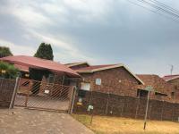 4 Bedroom 2 Bathroom House for Sale and to Rent for sale in Suideroord