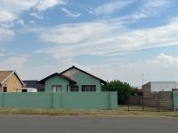 Front View of property in Vosloorus