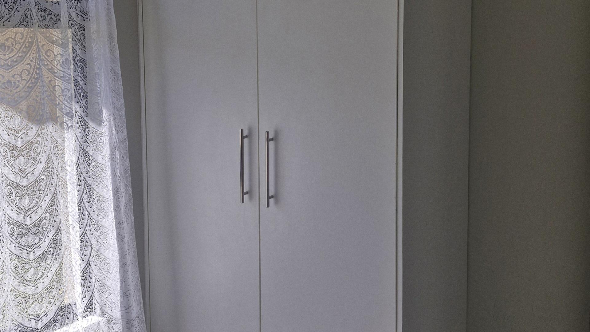 Bed Room 1 of property in Kidds Beach