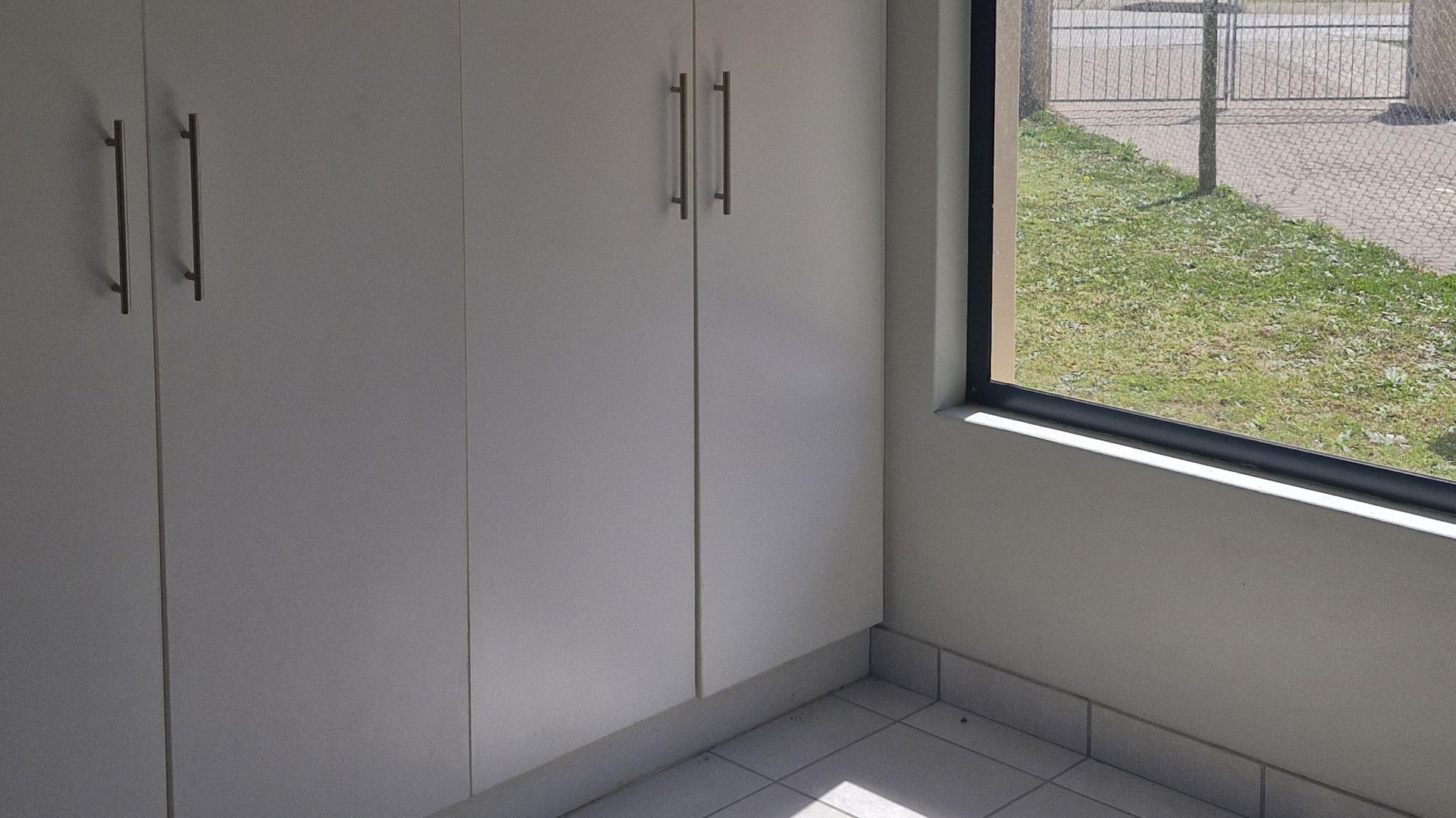 Main Bedroom of property in Kidds Beach