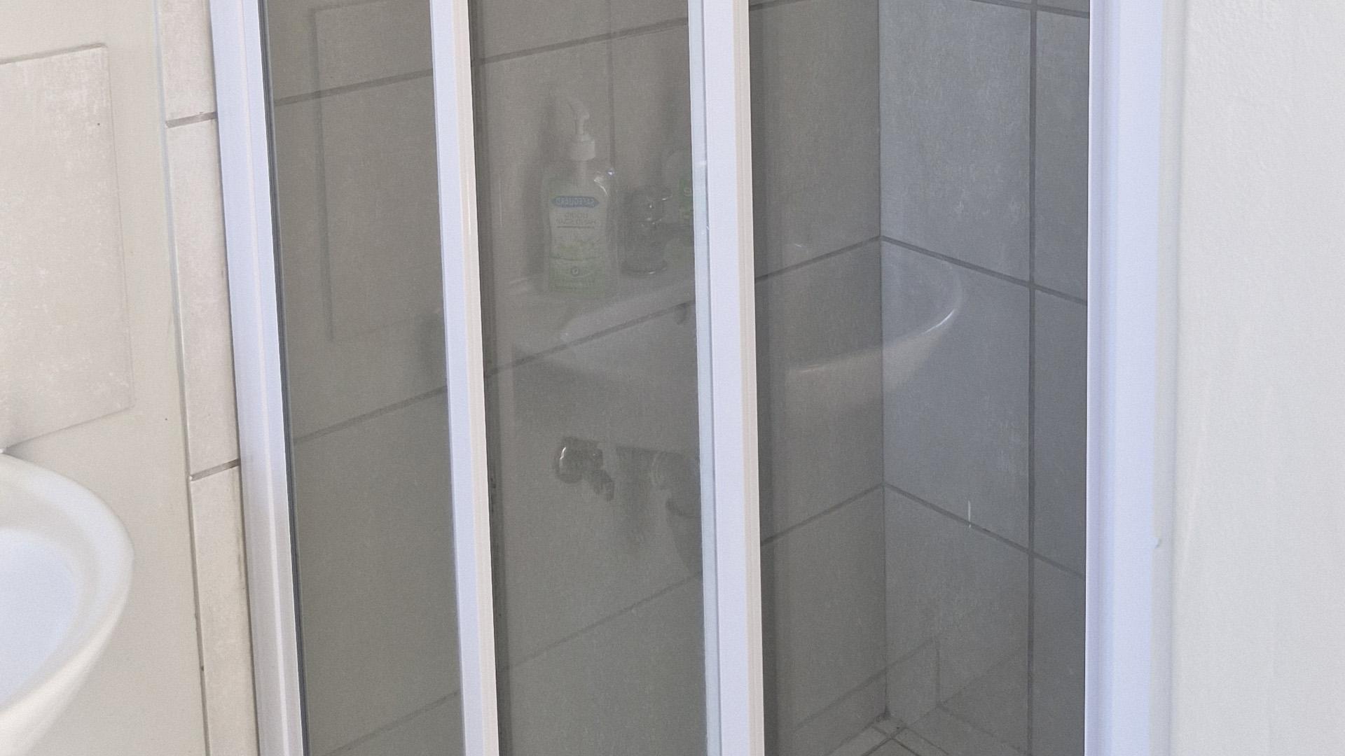 Main Bathroom of property in Kidds Beach