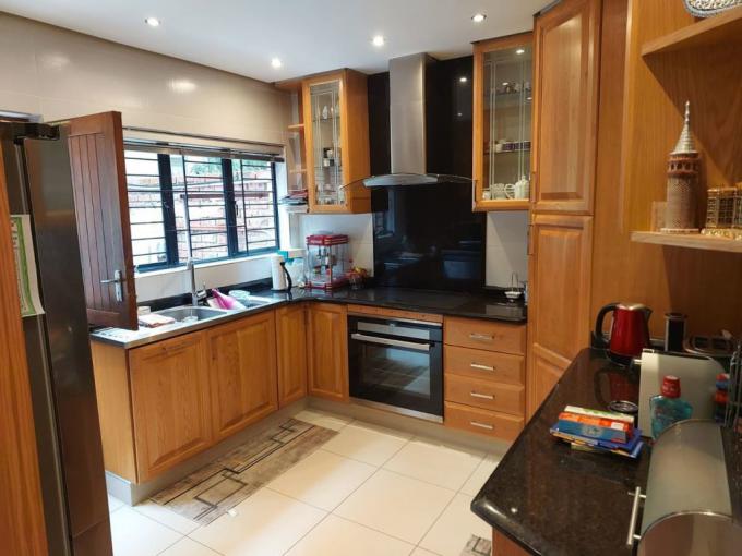 3 Bedroom Simplex for Sale For Sale in Chiltern Hills - MR654645