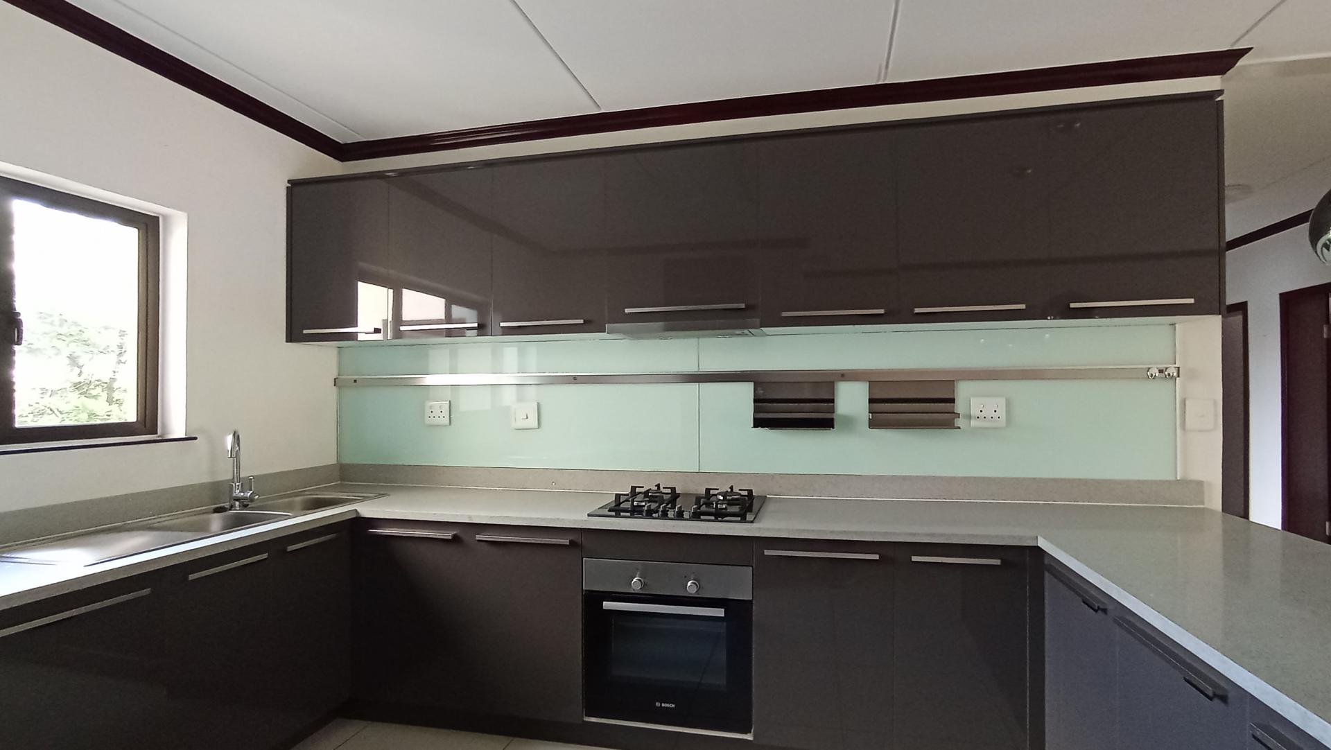 Kitchen - 13 square meters of property in Carlswald North Estate