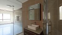 Main Bathroom - 7 square meters of property in Carlswald North Estate