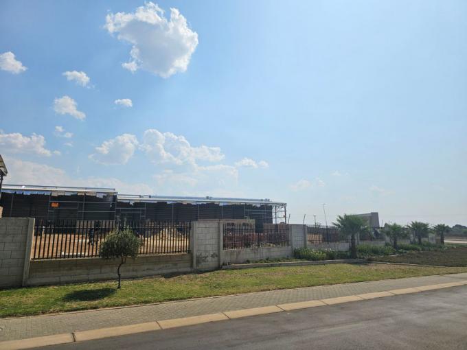 Commercial to Rent in Knoppieslaagte Property to rent MR