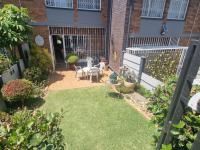 2 Bedroom 2 Bathroom Simplex for Sale for sale in South Crest