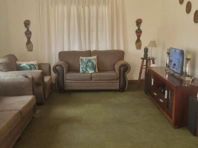 3 Bedroom House for Sale For Sale in Homelake MR654801 M