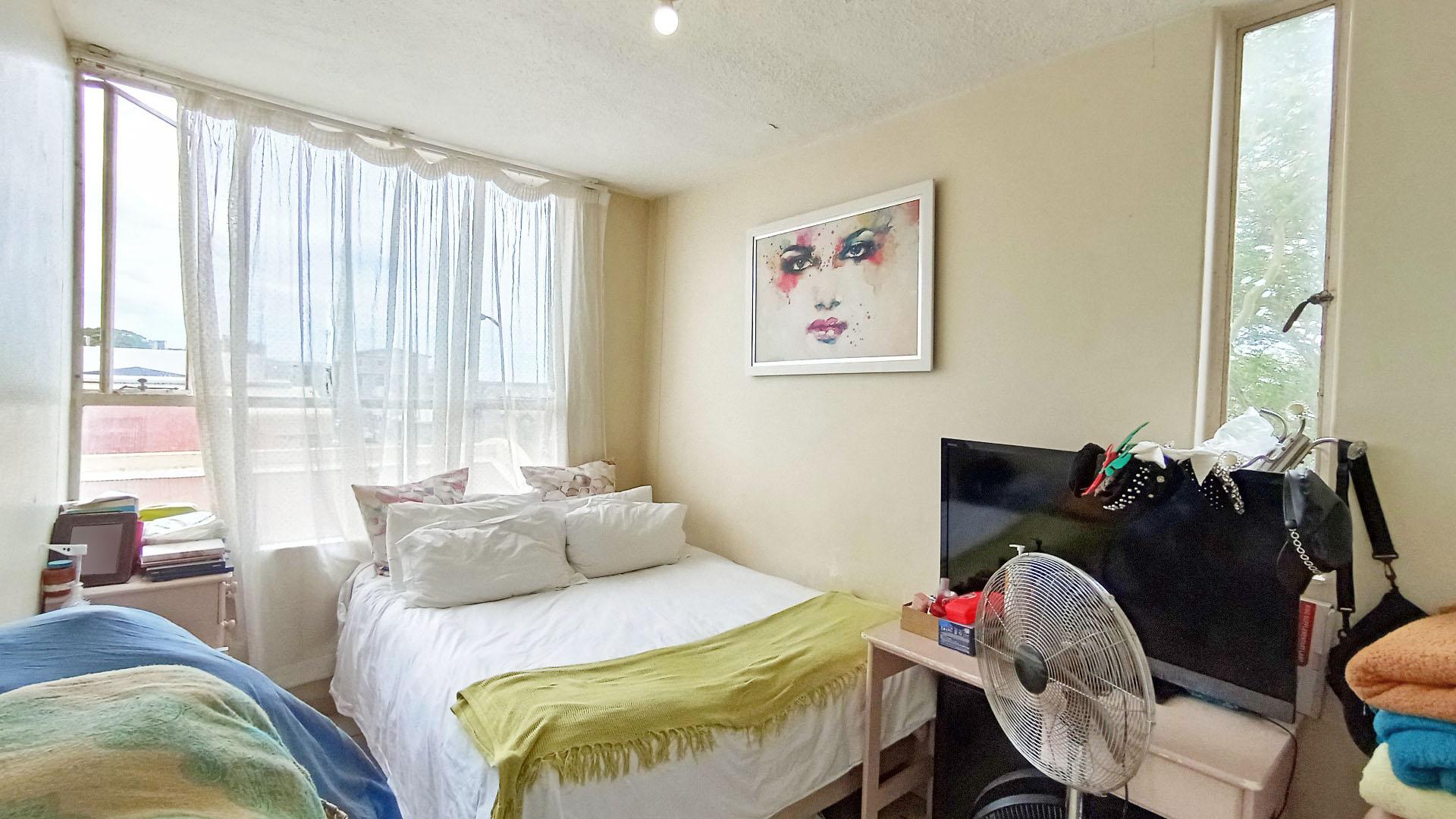 Bed Room 1 - 12 square meters of property in Windermere