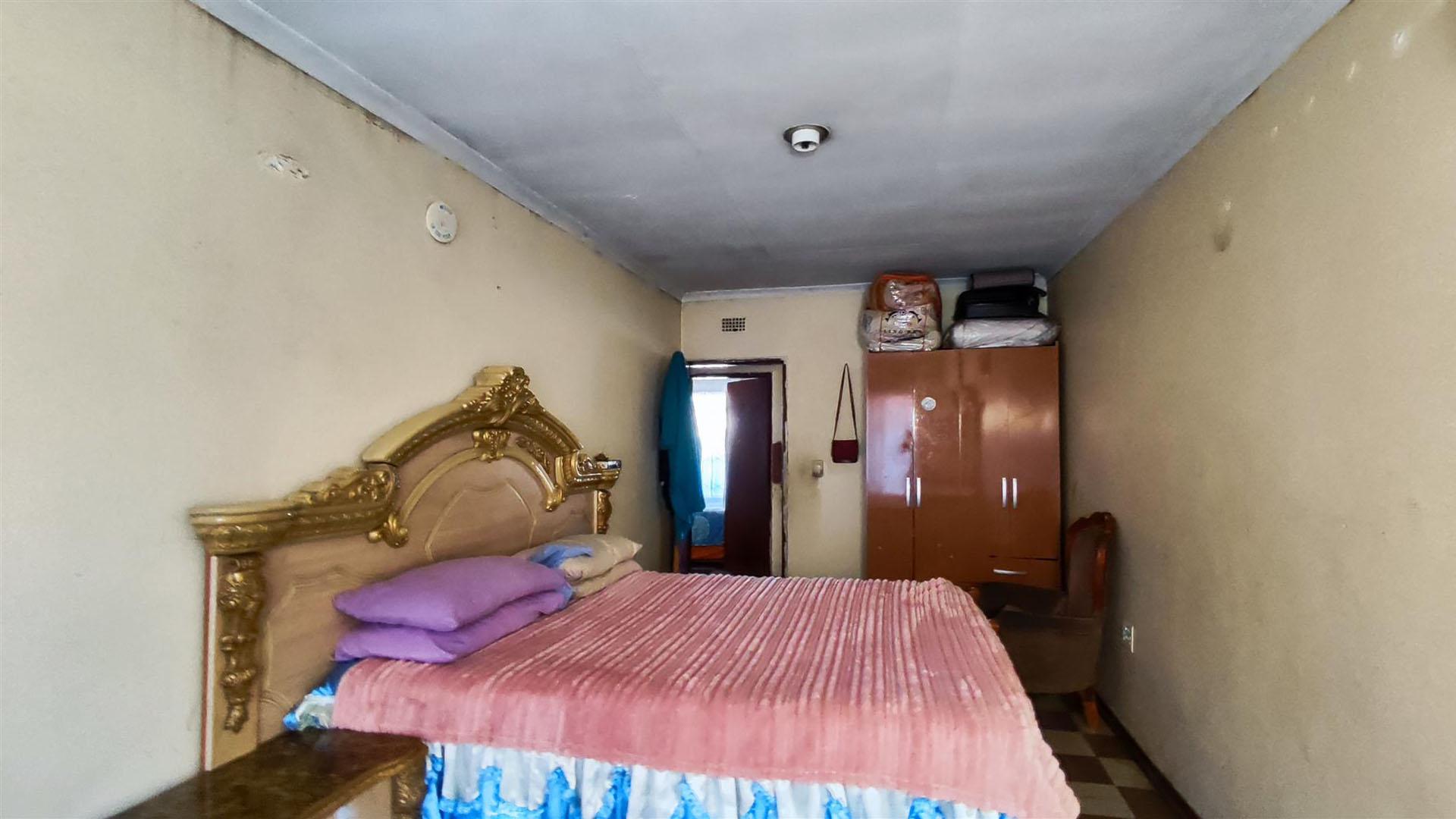 Bed Room 2 - 18 square meters of property in Actonville