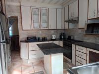 Kitchen of property in Actonville